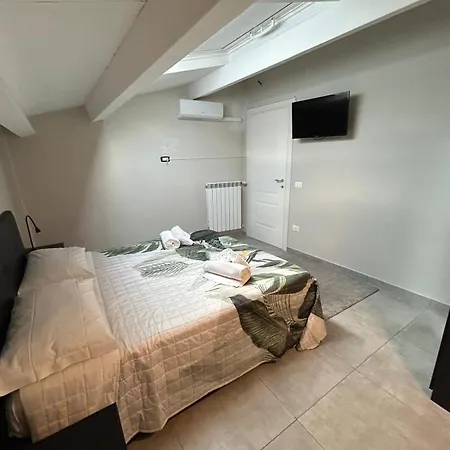 Maison Vanvitelli بيت ضيافة كازيرتا